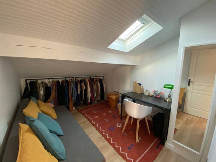 2 - ра спалня / офис