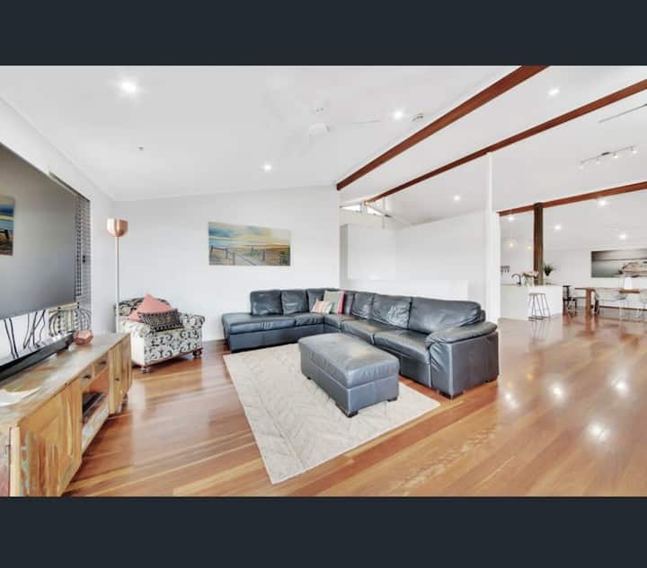 6 Best Airbnb Vacation Rentals In Boyne Island, Australia Updated