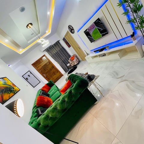 Lovely 2BedRoom Condo