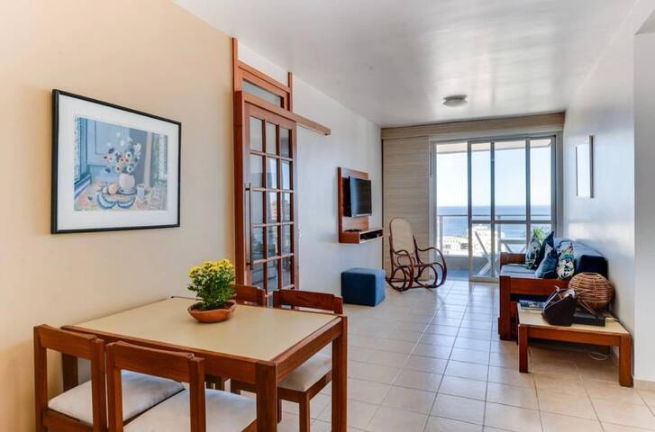 Apartamento 2 quartos no Leblon voltado para o mar