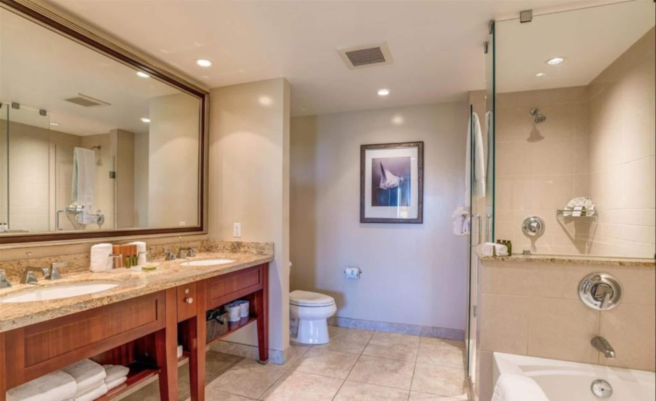 Condo in Lahaina · ★4.94 · 2 bedrooms · 1 bed · 1 bath - Image 13