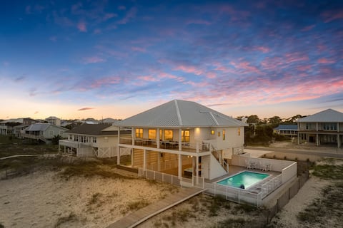Seahaus | St George• Beachfront / Pool & Hot tub