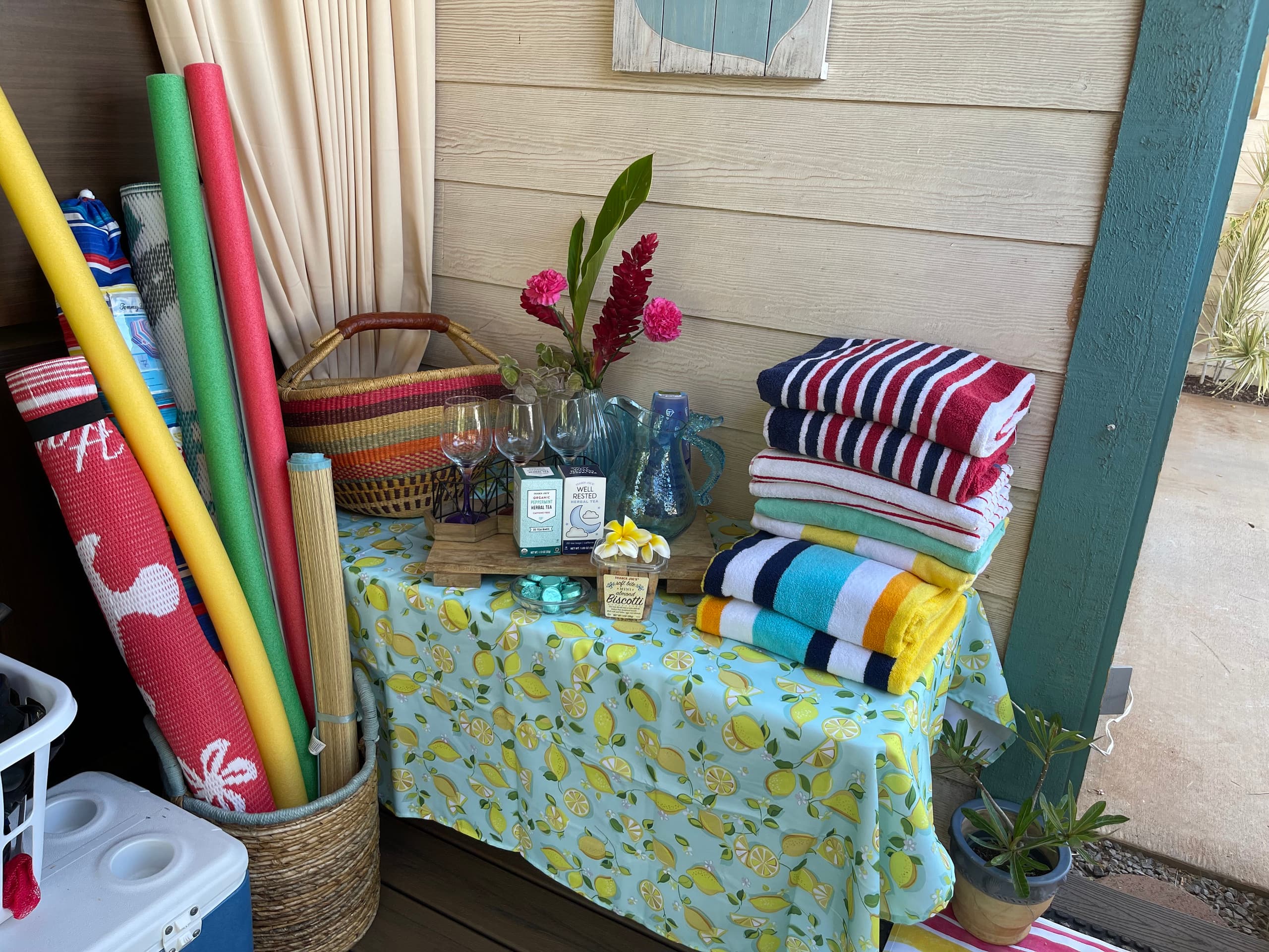 Sunflower Suite - Your Secret Garden - Image 32