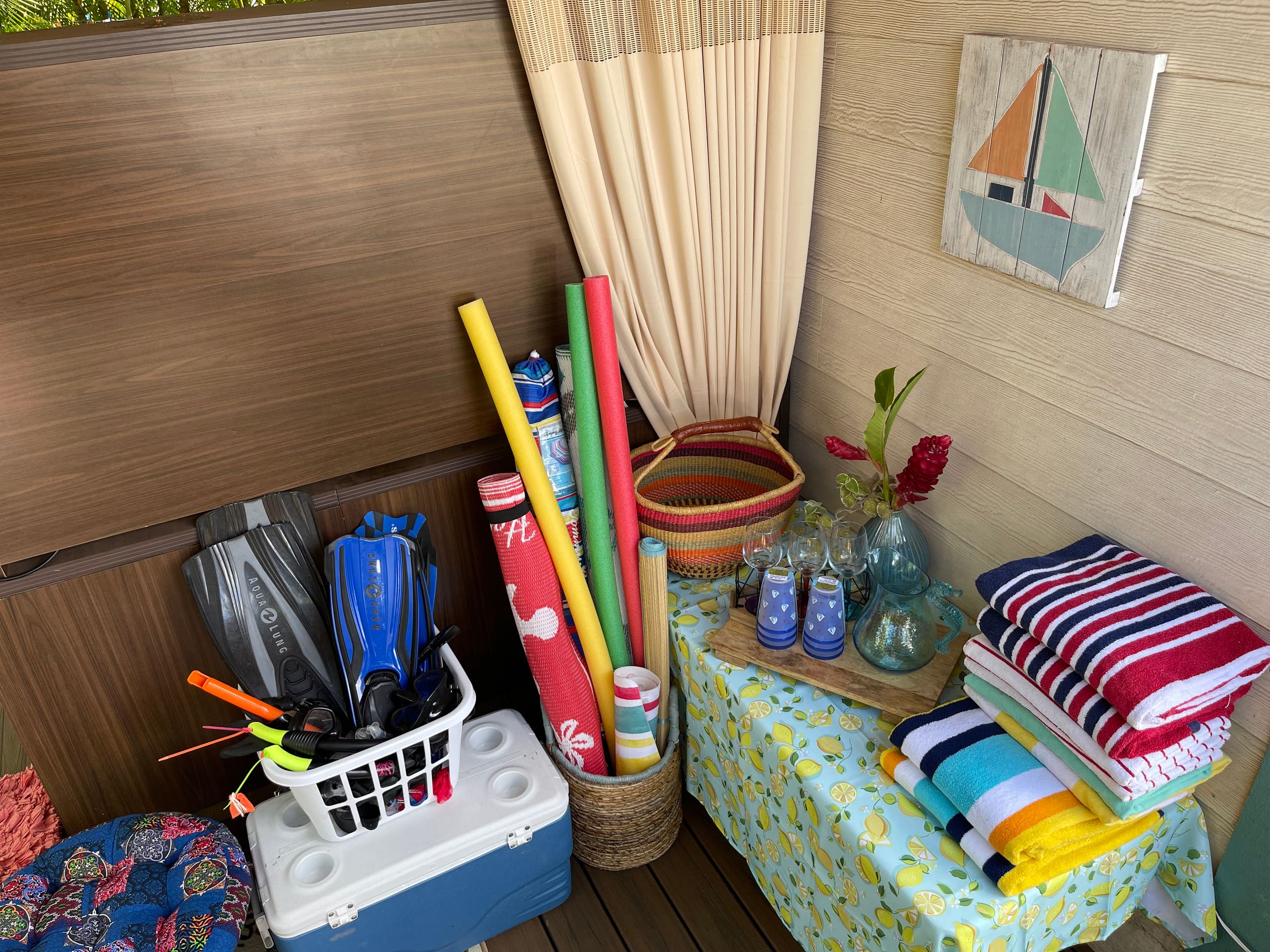 Sunflower Suite - Your Secret Garden - Image 31