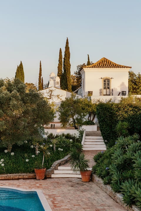 Luxury Country Estate Retreat Concierge Service