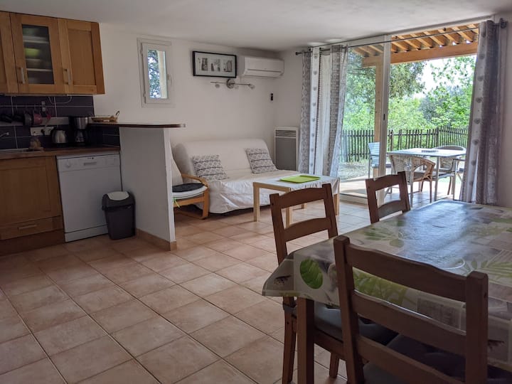 Appartement Aux Portes Du Village De Carces. - Cotignac