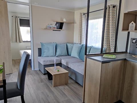 Propriété Airbnb réussie: Brand new mobile home at the Mar’Estang**** à Canet En Roussillon
