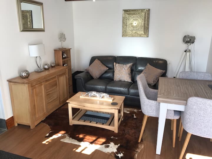 Charming 1 Bed Near Alton Towers & Polar Bears - Alton