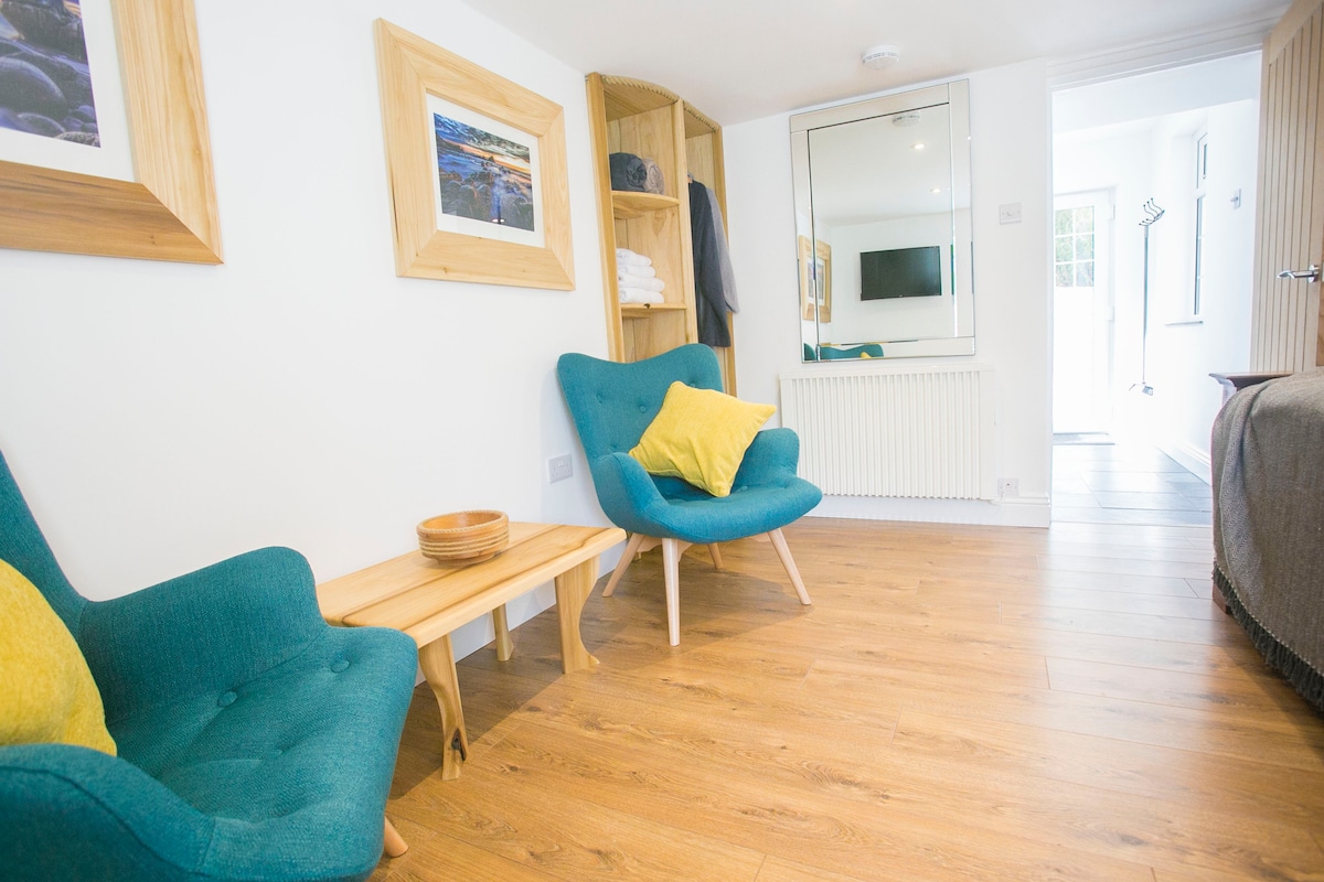 Top performing Airbnb: Doolittle in Porthleven