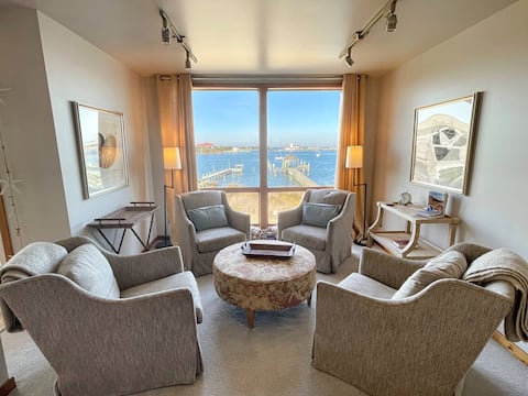 Successful Airbnb property: Harbor front on Ocracoke! in Ocracoke