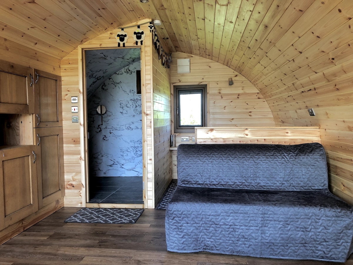 Successful Airbnb property: Manor Farm Stay Glamping - 1 Sheep Pod in Mablethorpe And Sutton