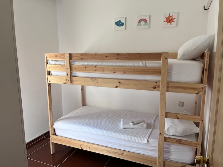 Habitación 3.
ES: Tercer dormitorio