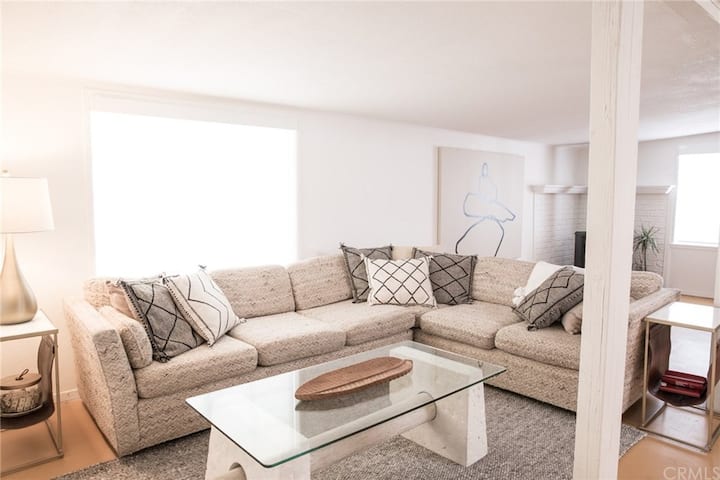 Another Living Room, Main House