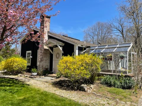 The Ciderhouse Cottage - private escape in Wilton