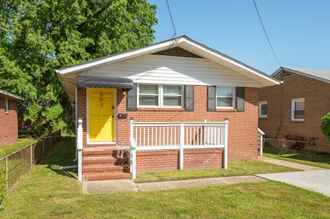 3 Bedroom Newport News Home, Easy Shipyard Access