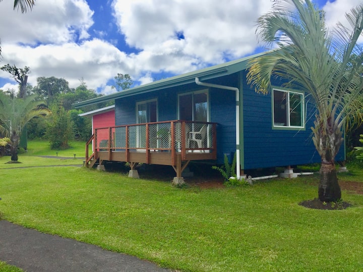 Puna Rainforest Retreat Hotspring Blue Ginger Cottages for Rent in