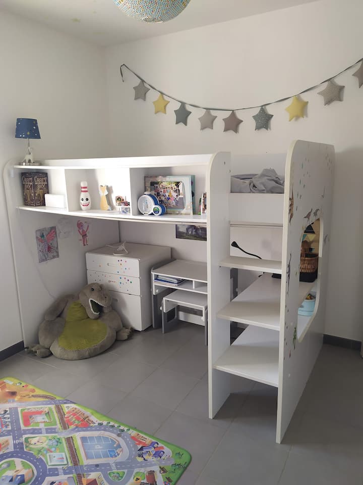 غرفة النوم 2