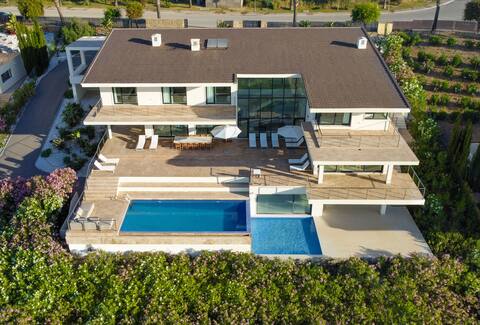 Villa Gemini - Golf and Sea Views!
