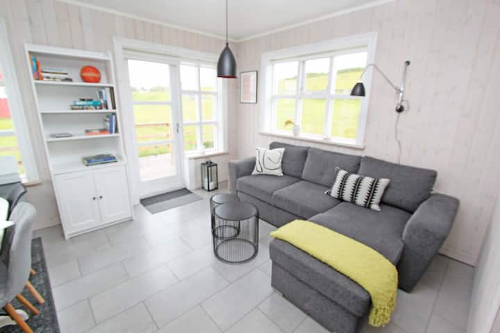 Beautiful Private House By The Fjord With Hot Tub - Islande