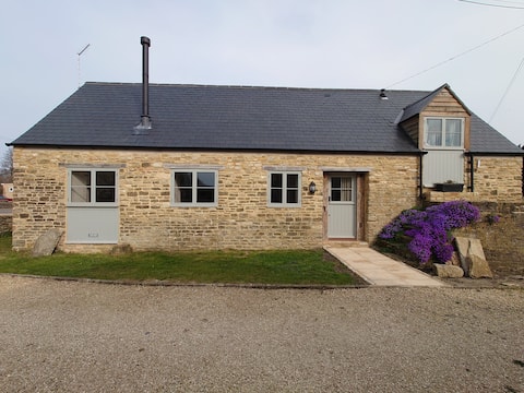 The Carthorse Barn. 2 bedroom barn conversion.