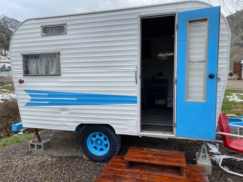 Retro Camper Sylvia (king size bed)