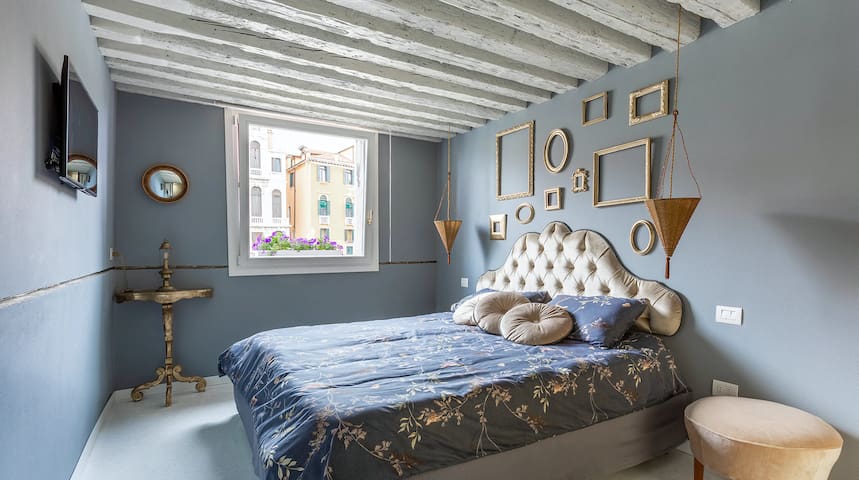 Luxury on the Gran Canal with wonderful view gallery image 2