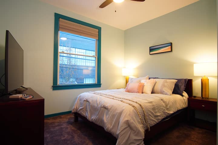 Dormitorio tamaño queen 2