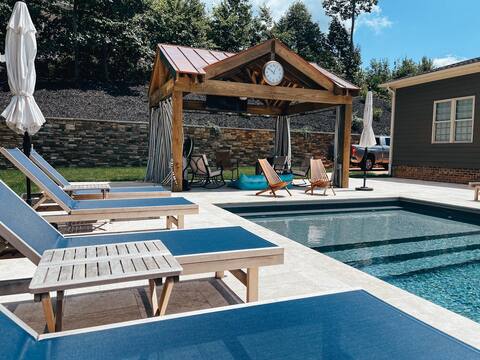 Corporate/Family Friendly Lux Home w/ Heated Pool