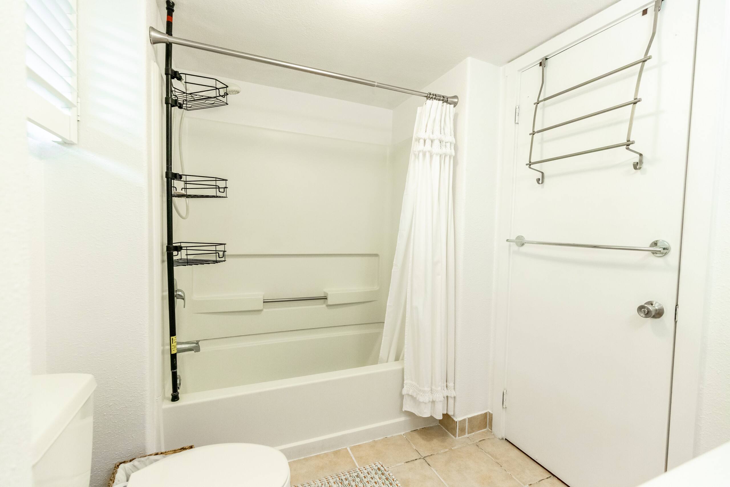 Condo in Kailua-Kona · ★4.45 · 1 bedroom · 1 bed · 1 bath - Image 16