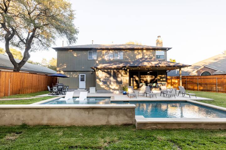 Getaway with Pool, Hot Tub, Arcade & 7 Bedrooms gallery image 2