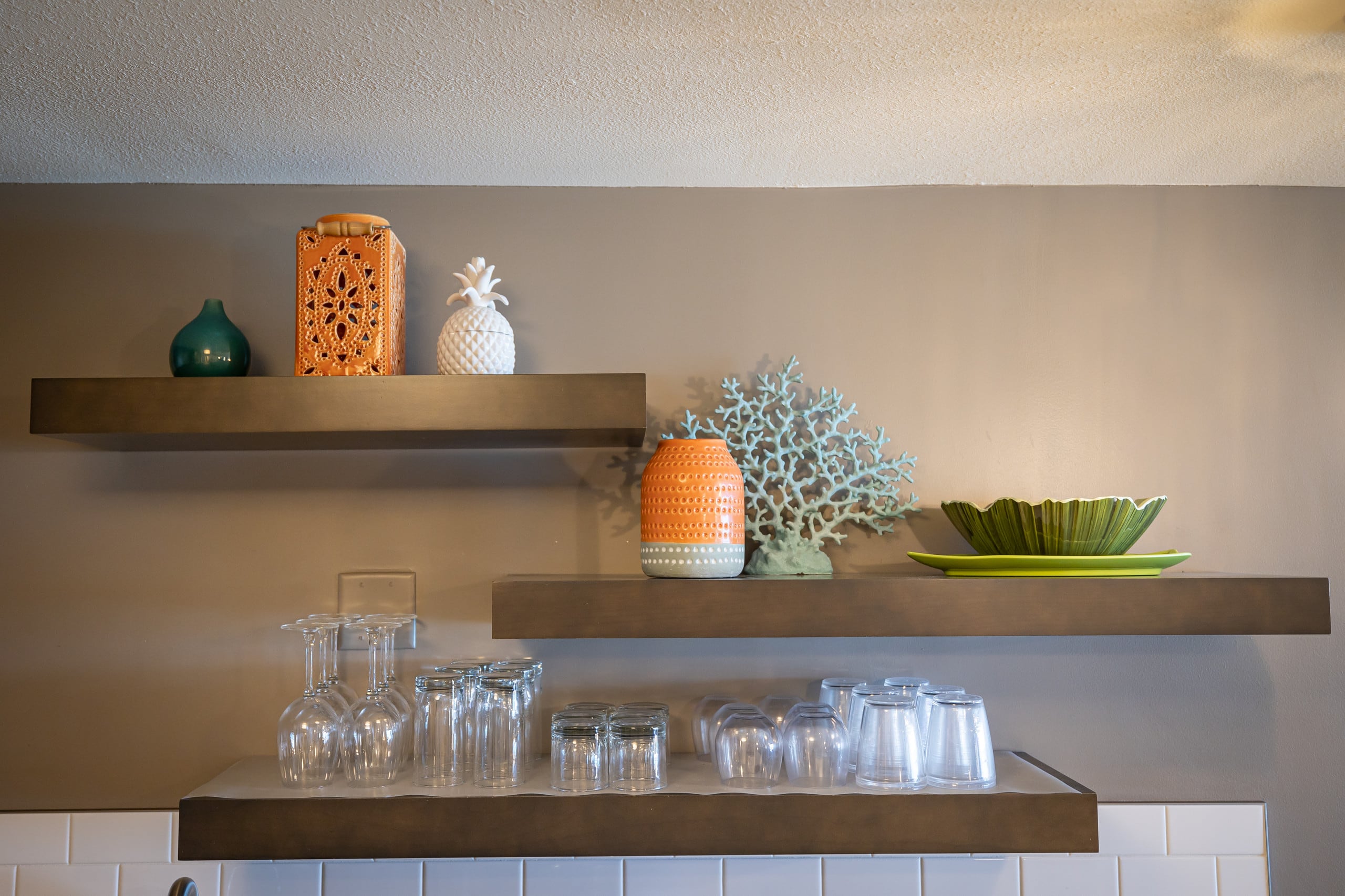 Condo in Honolulu · ★4.87 · 2 bedrooms · 3 beds · 2 private baths - Image 7