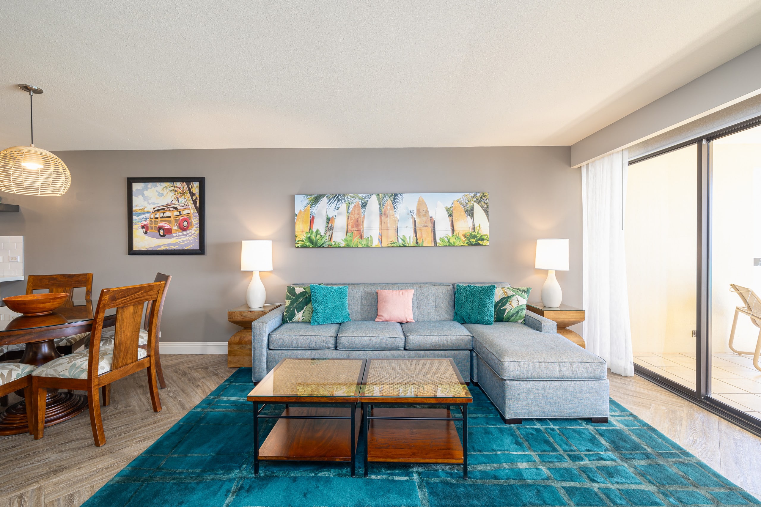 Condo in Honolulu · ★4.87 · 2 bedrooms · 3 beds · 2 private baths - Image 2