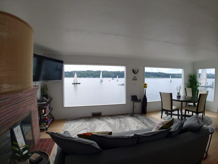 Beach Home W/king & Queen + Wi-fi + Seattle Ferry - Bremerton, WA