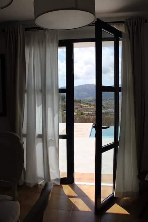 Top Airbnb: Villa Serena in Benissa
