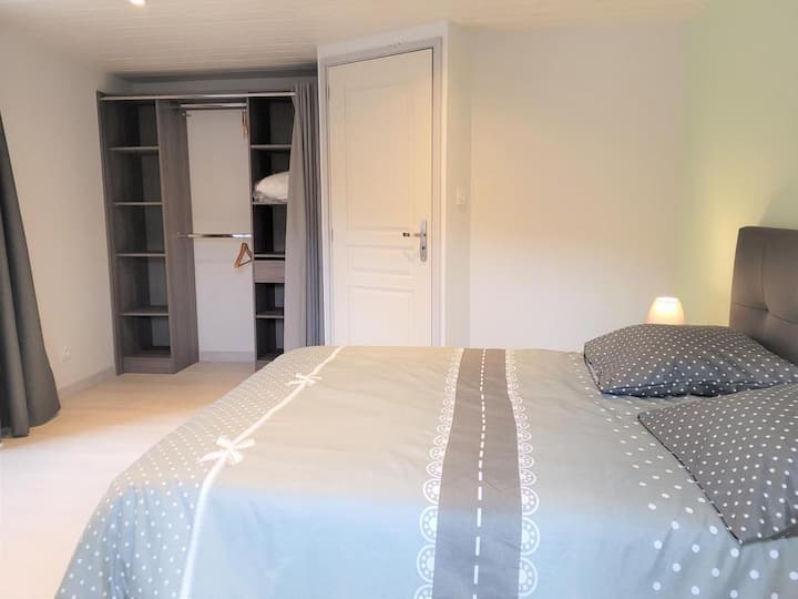 საძინებელი 1