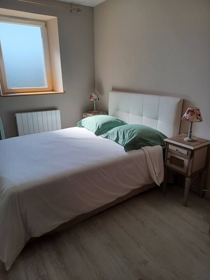 საძინებელი 2