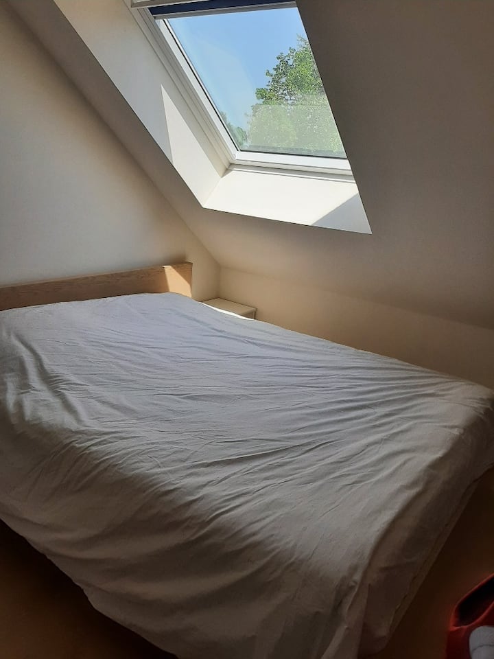 Habitación arriba, cama de 160.