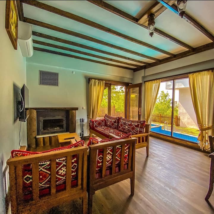Sapanca'da Kapalı Sıcak Havuzlu, Saunalı Villa Y2 - Adapazarı