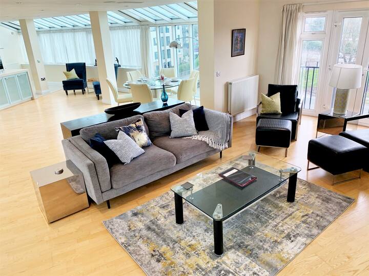 3 Bed Penthouse By Accommodation Windsor - Windsor