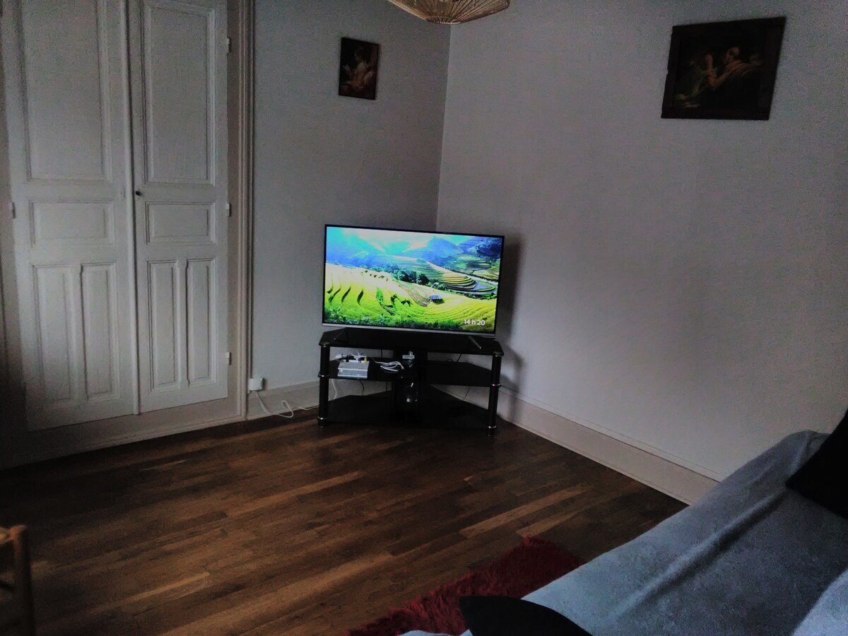 电视、电话和互联网！