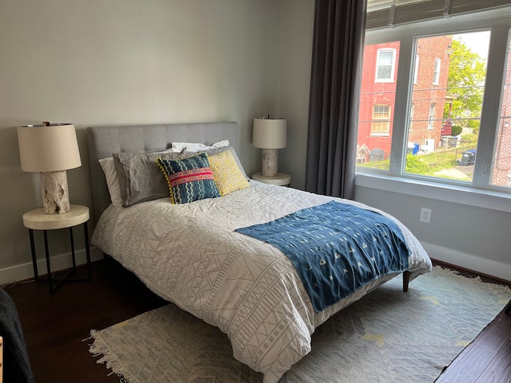 Chumba kikuu cha kulala.