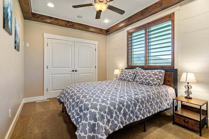 Chumba cha kulala 2 (kiwango kikuu)