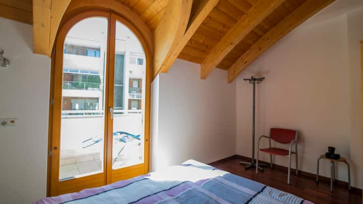 მეორე საძინებელი ნათელი და ფართოა ბავშვებისთვის ან მეორე ეგზემპლარი