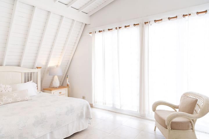 Master Bedroom, with ocean views