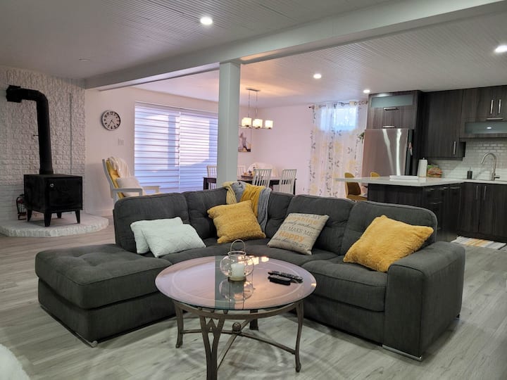 Magnifique Appartement Dans Un Endroit Paisible. - Alma