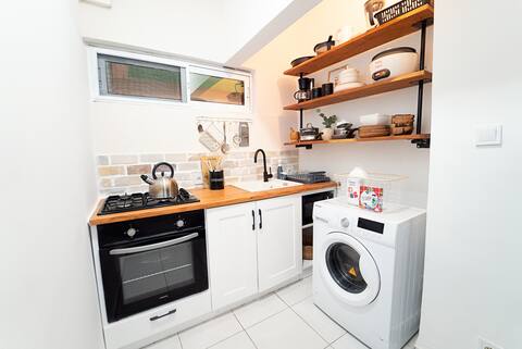 Renovated Fafape apartment very close to the beach!