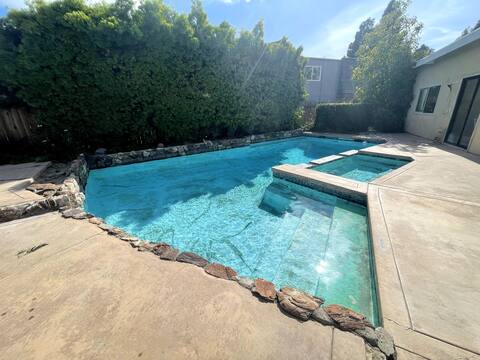 Costa Mesa Villa - Brand Newly Remodeled 3bd/2ba