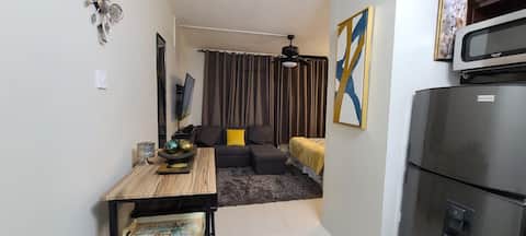 Cozy studio apartment central location; gated area