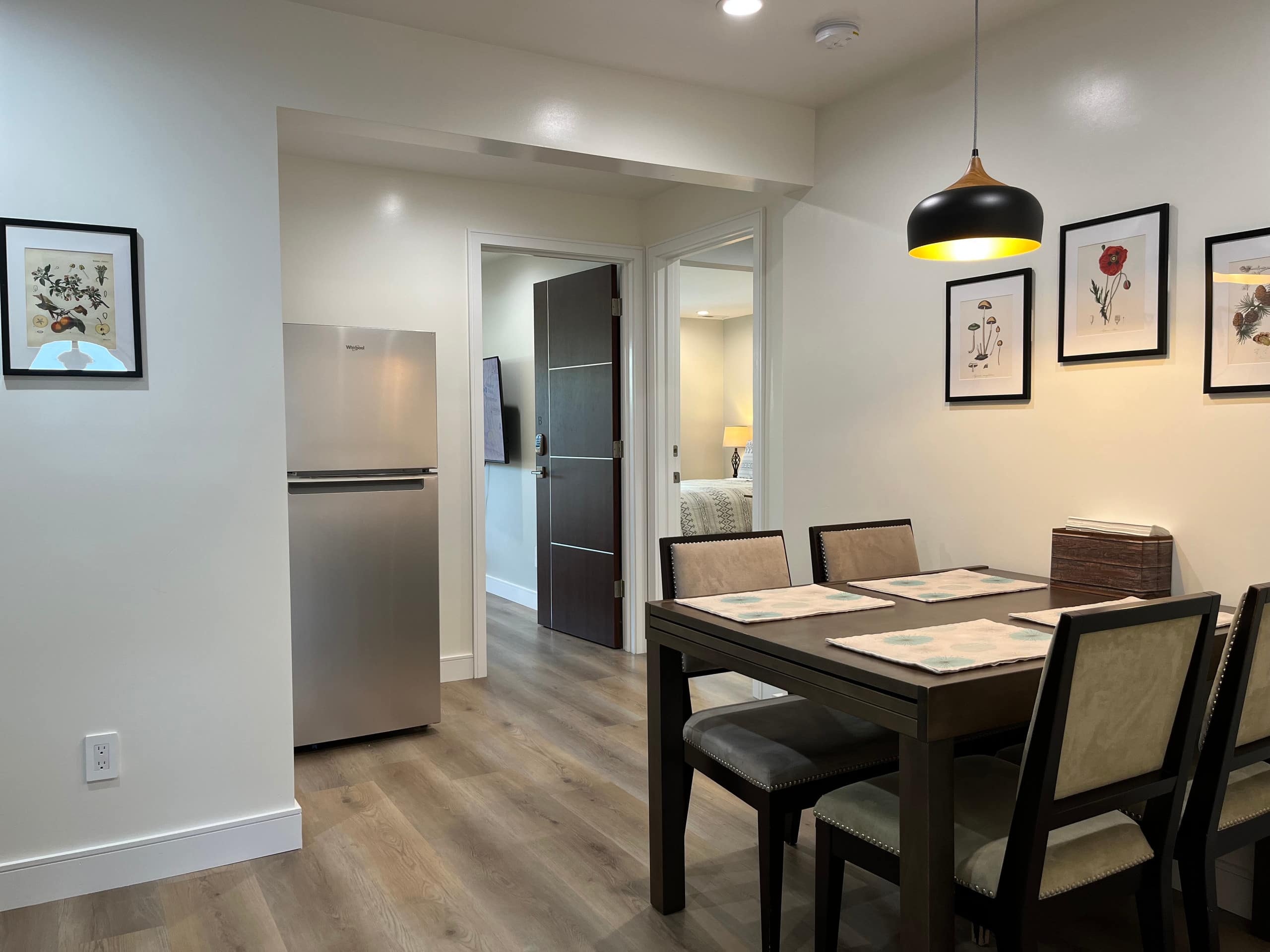 Home in San Francisco · ★4.92 · 2 bedrooms · 2 beds · 2 baths - Image 3