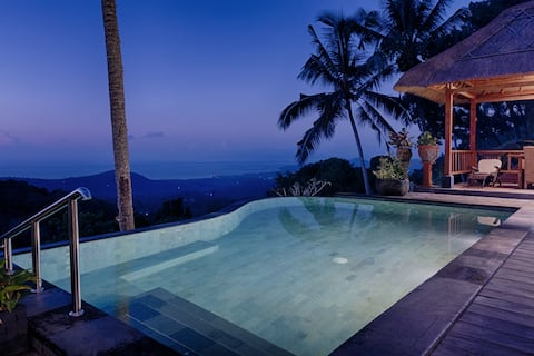 2 Bedroom Eco Lodge with personal Chef and Pool